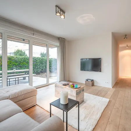 Beautiful Beach-appartment Between Knokke & Appartement *